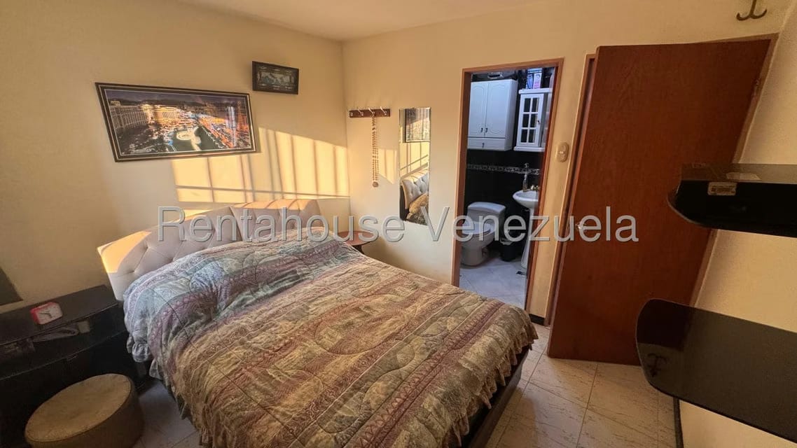 Apartamento (1 Nivel) en Venta en Parroquia La Candelaria, Distrito Metropolitano - 14