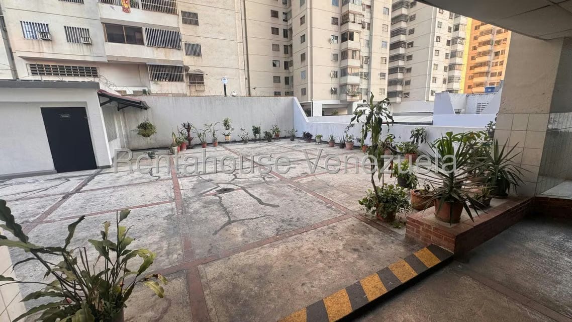 Apartamento (1 Nivel) en Venta en Parroquia La Candelaria, Distrito Metropolitano - 3