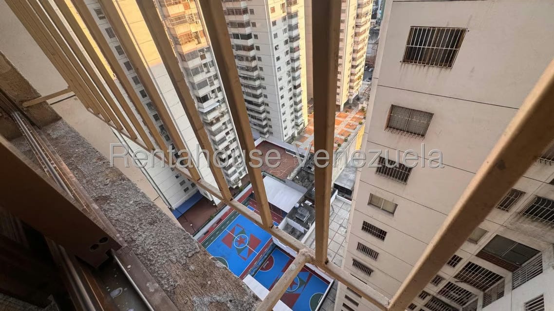 Apartamento (1 Nivel) en Venta en Parroquia La Candelaria, Distrito Metropolitano - 22