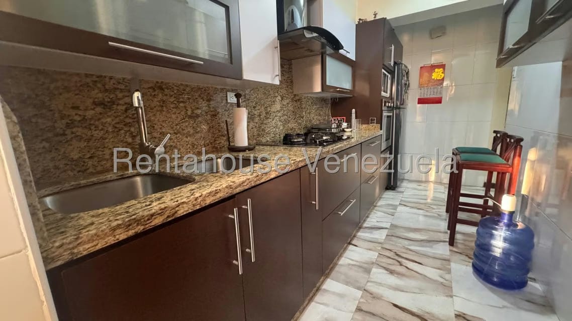 Apartamento (1 Nivel) en Venta en Parroquia La Candelaria, Distrito Metropolitano - 8