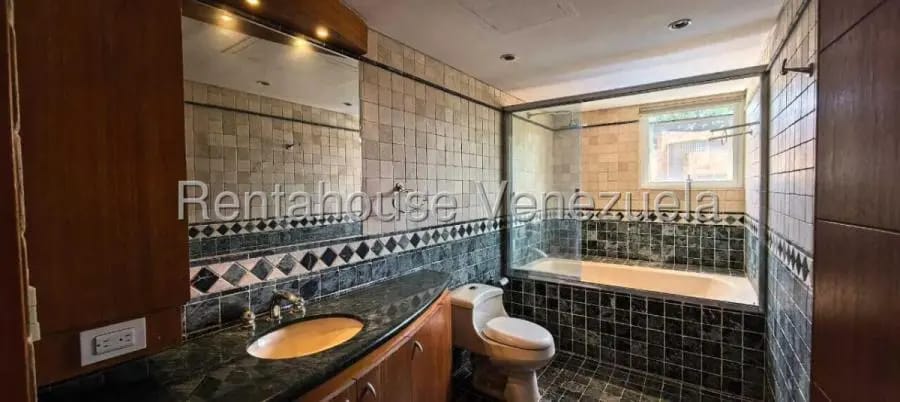 Casa en Venta en Los Chorros Caracas - 3