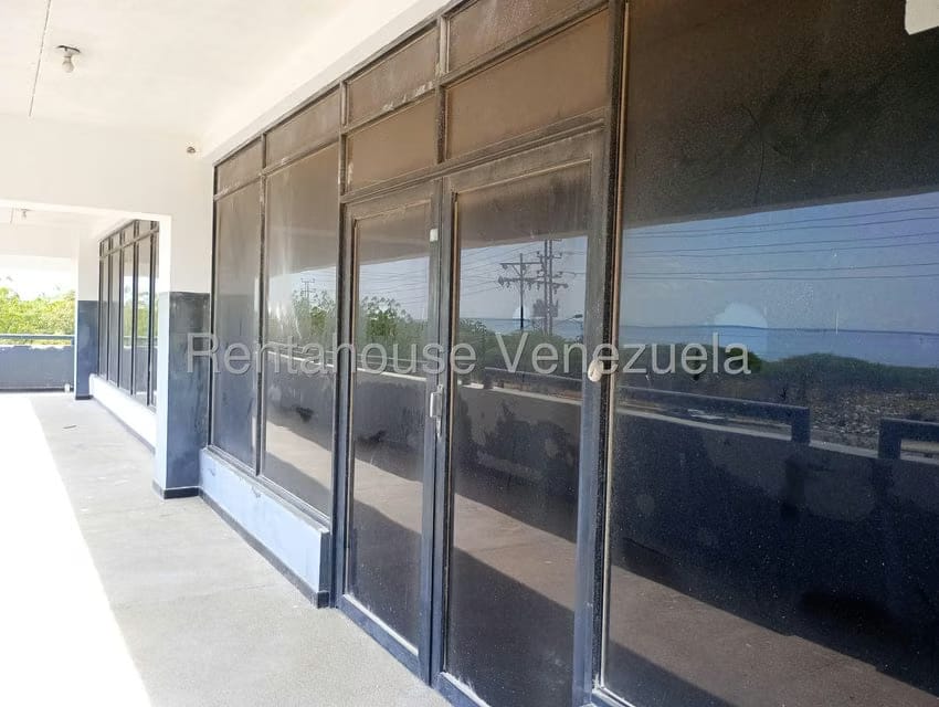 Comercial (Local Comercial) en Alquiler en Los Haticos, Zulia - 4