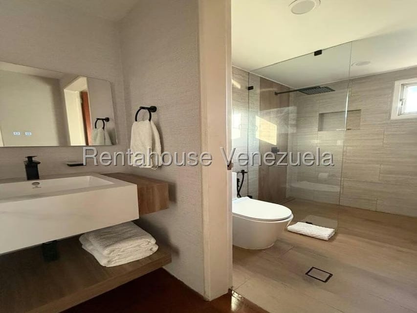 Apartamento (1 Nivel) en Venta en El Rosal, Distrito Metropolitano - 7