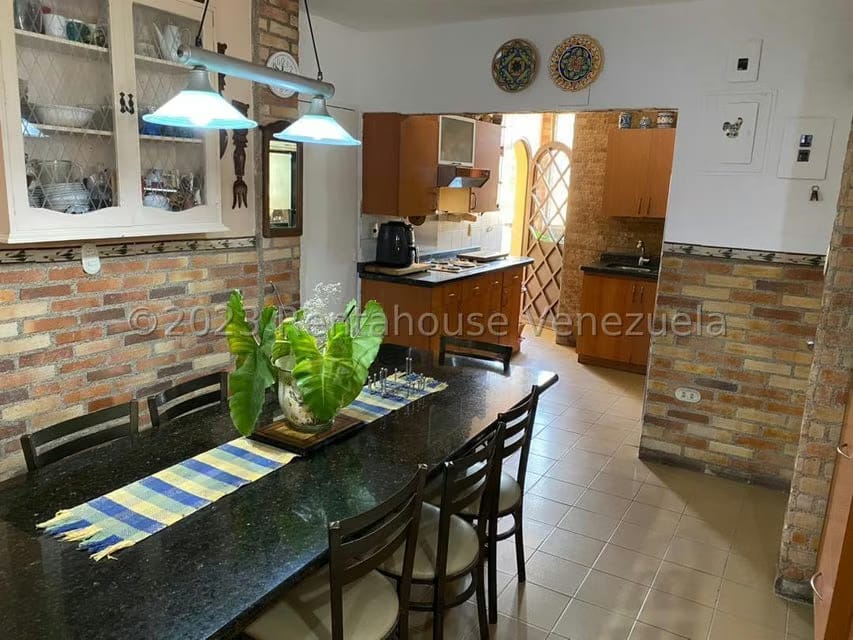 Casa (Multipes Niveles) en Venta en El Cafetal, Distrito Metropolitano - 19