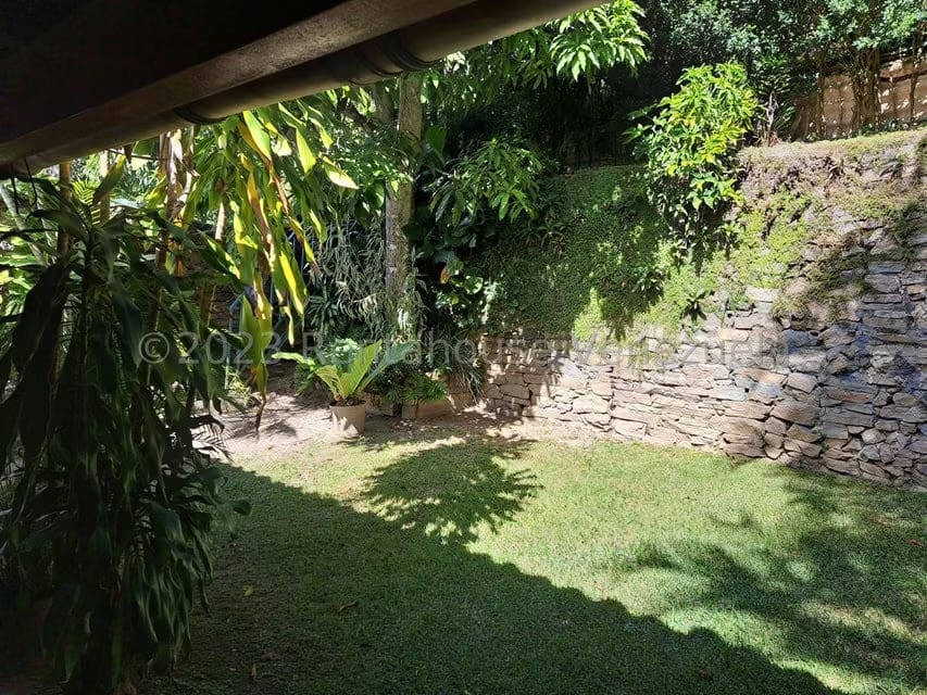 Casa (Multipes Niveles) en Venta en El Cafetal, Distrito Metropolitano - 28