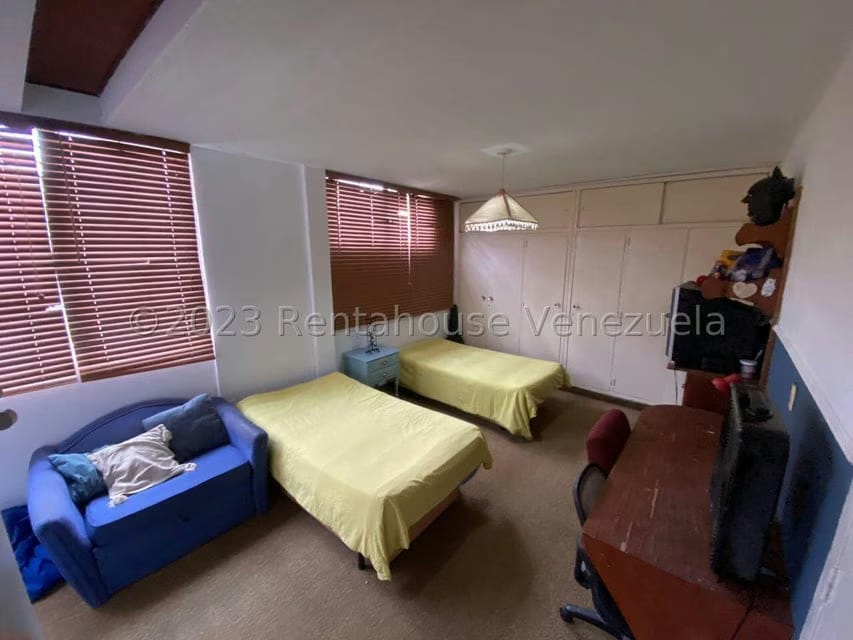 Casa (Multipes Niveles) en Venta en El Cafetal, Distrito Metropolitano - 37