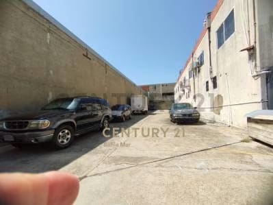 En venta local Avenida Circunvalacion Norte - 5