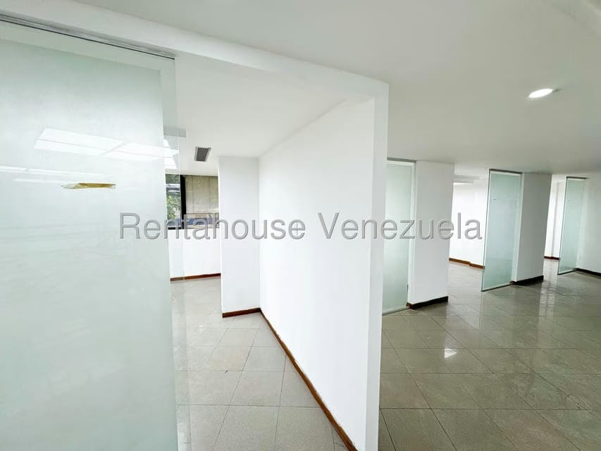 Comercial (Local Comercial) en Alquiler en Chacao, Distrito Metropolitano - 17