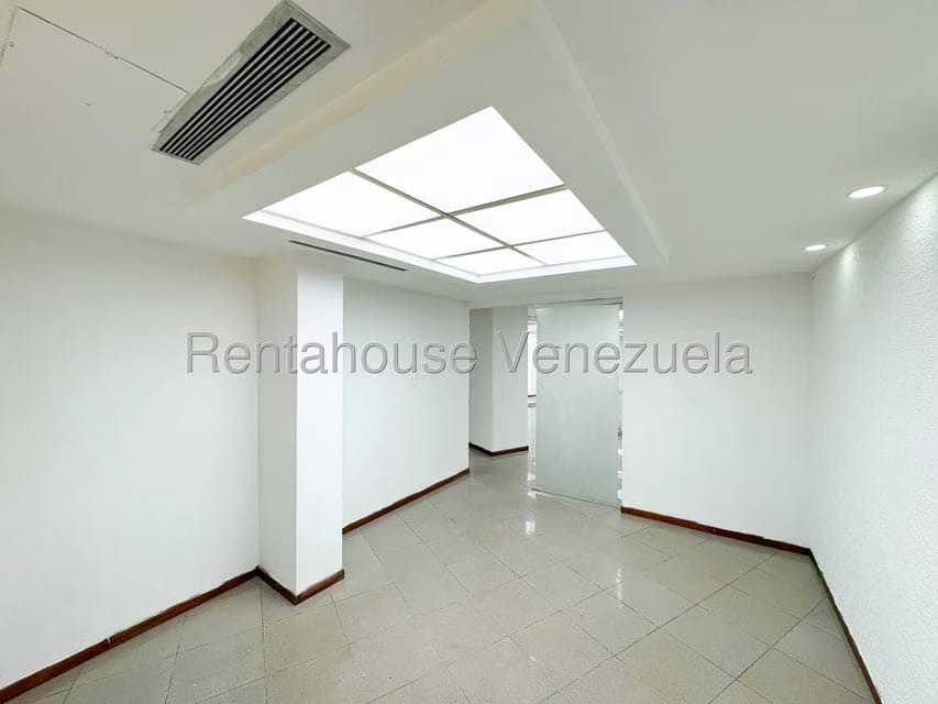 Comercial (Local Comercial) en Alquiler en Chacao, Distrito Metropolitano - 19