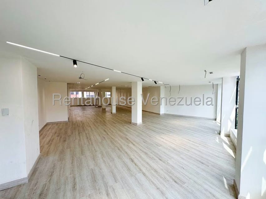 Comercial (Local Comercial) en Alquiler en Chacao, Distrito Metropolitano - 38
