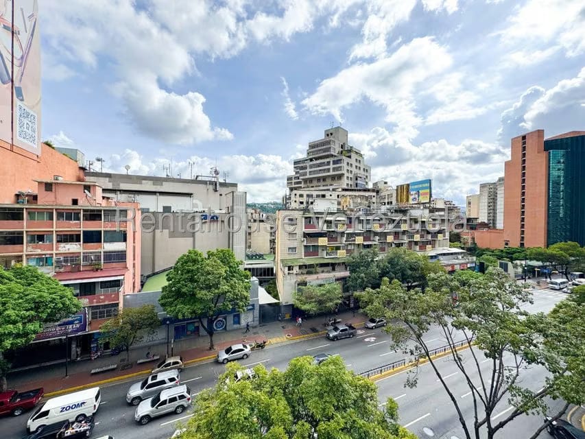 Comercial (Local Comercial) en Alquiler en Chacao, Distrito Metropolitano - 51