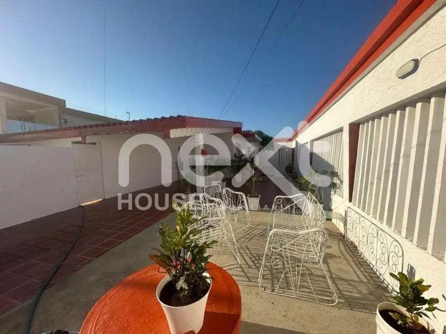 Casa en Venta en URBANIZACIÓN COROMOTO San Francisco - 13