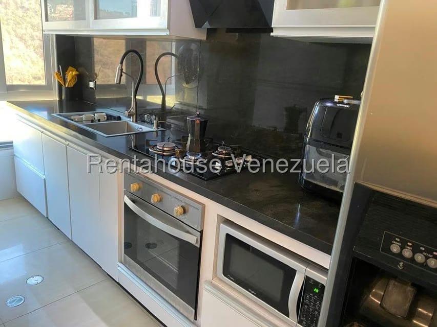 Apartamento (1 Nivel) en Venta en Lomas del Sol, Distrito Metropolitano - 17