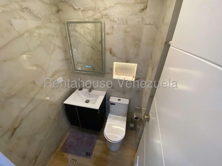 Apartamento (1 Nivel) en Venta en Lomas del Sol, Distrito Metropolitano - 39