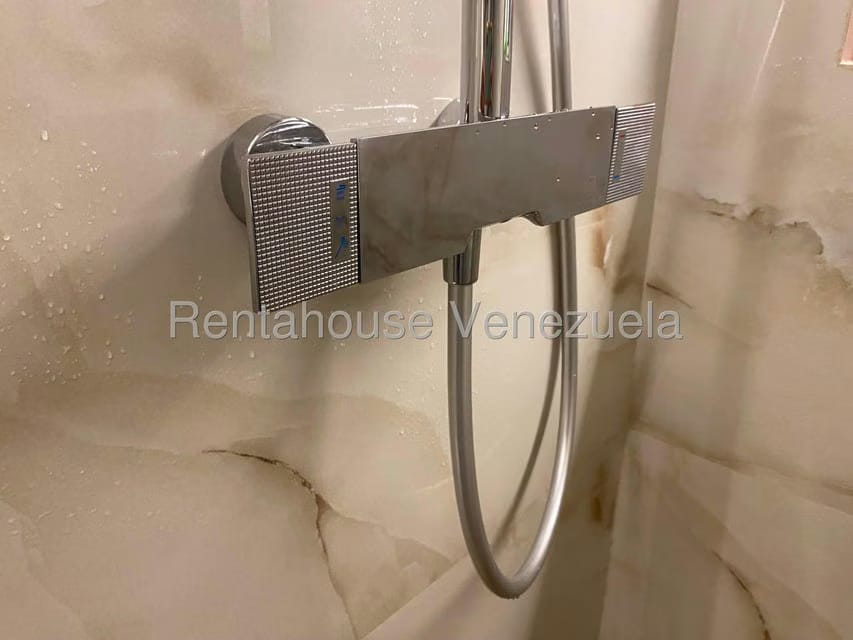 Apartamento (1 Nivel) en Venta en Lomas del Sol, Distrito Metropolitano - 44