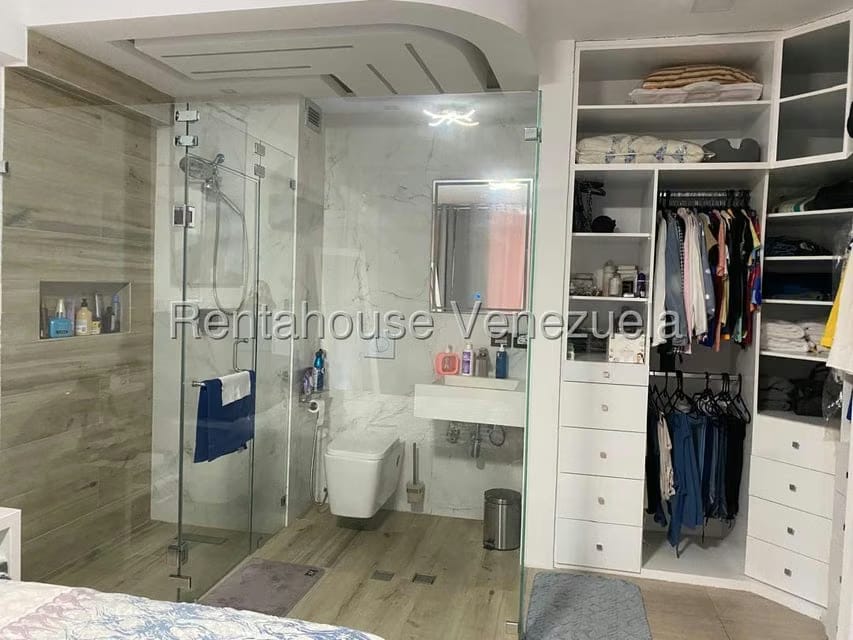 Apartamento (1 Nivel) en Venta en Lomas del Sol, Distrito Metropolitano - 61