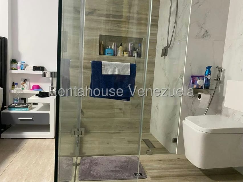 Apartamento (1 Nivel) en Venta en Lomas del Sol, Distrito Metropolitano - 65