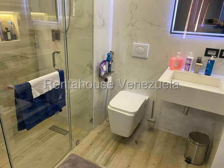 Apartamento (1 Nivel) en Venta en Lomas del Sol, Distrito Metropolitano - 67