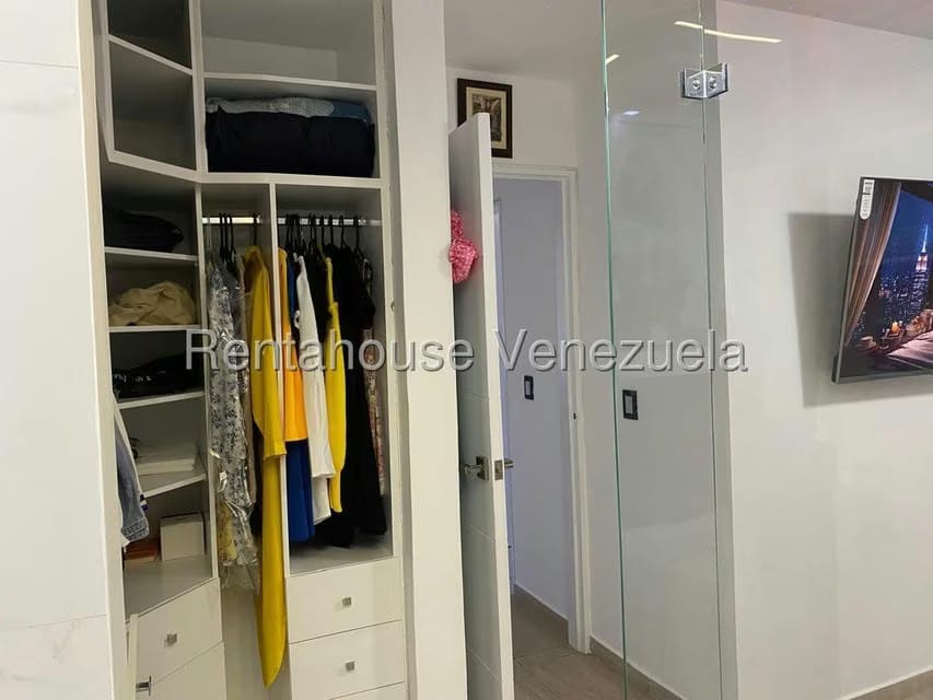 Apartamento (1 Nivel) en Venta en Lomas del Sol, Distrito Metropolitano - 70