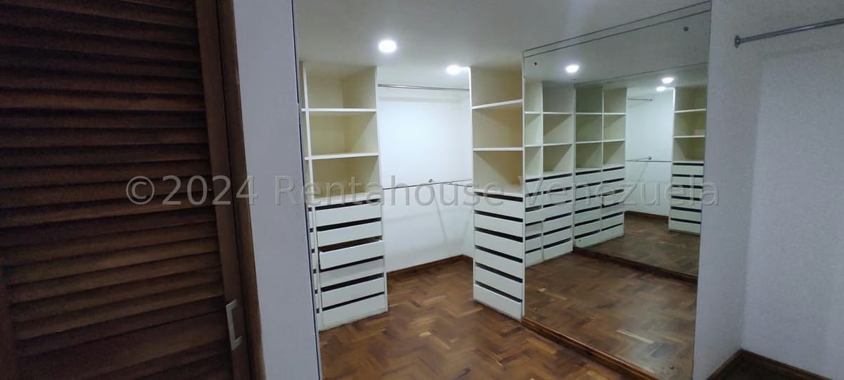 Apartamento (Multiples Niveles) en Venta en Alto Hatillo, Distrito Metropolitano - 27