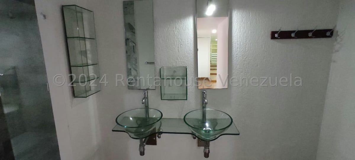 Apartamento (Multiples Niveles) en Venta en Alto Hatillo, Distrito Metropolitano - 28