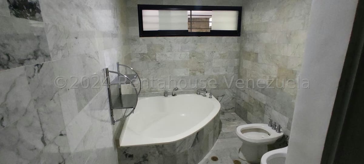 Apartamento (Multiples Niveles) en Venta en Alto Hatillo, Distrito Metropolitano - 29