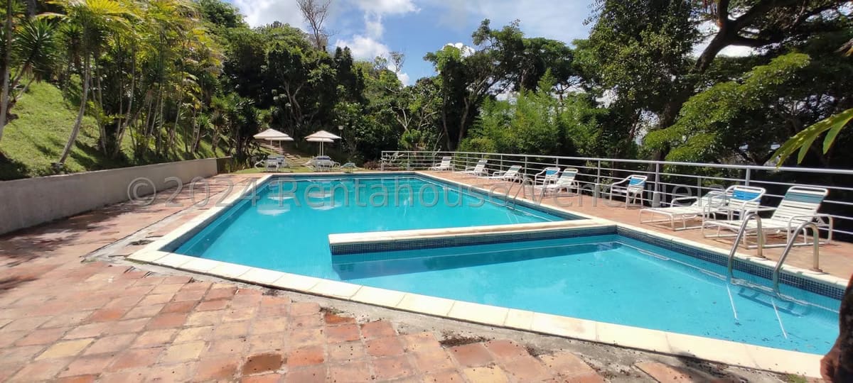 Apartamento (Multiples Niveles) en Venta en Alto Hatillo, Distrito Metropolitano - 32