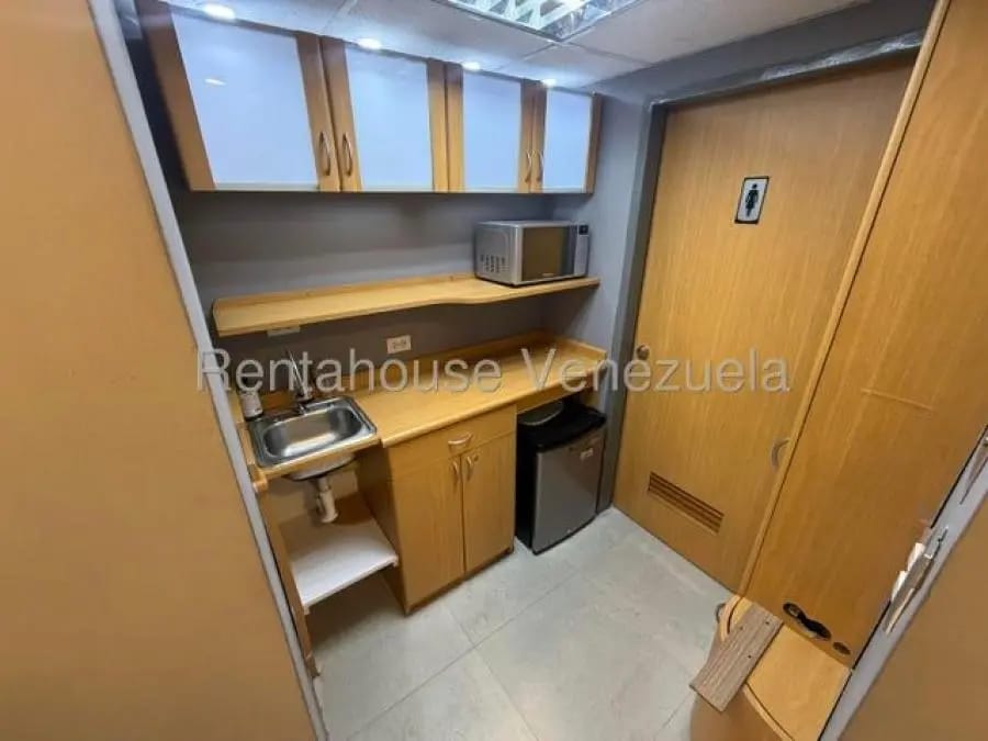 Oficina en Alquiler en las mercedes Caracas - 7