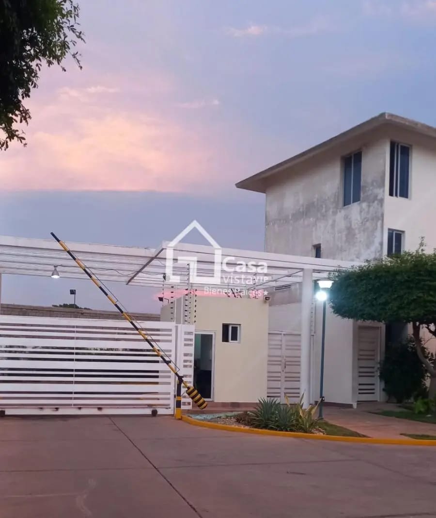 Apartamento en Alquiler en Idelfonso Vasquez Maracaibo - 2