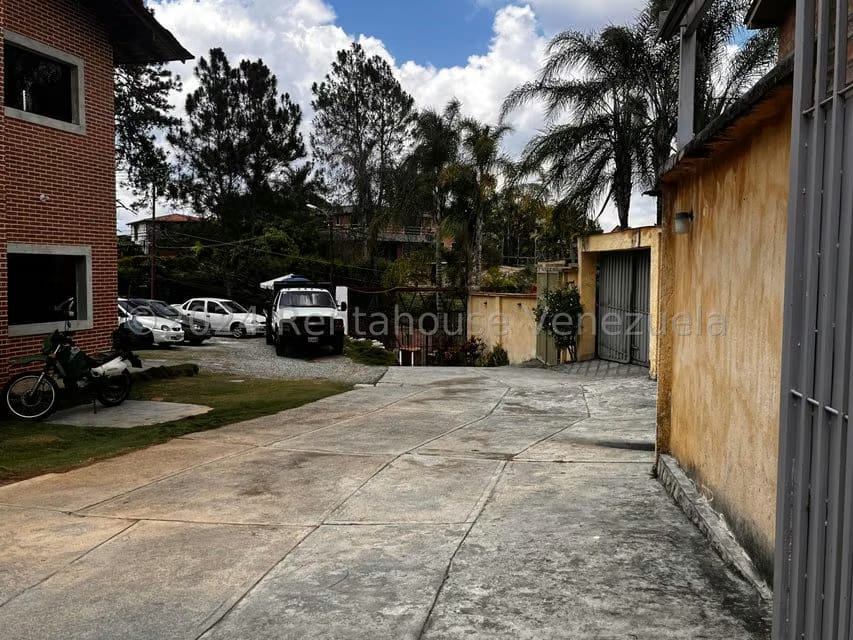 Terreno (Comercial) en Venta en El Hatillo, Distrito Metropolitano - 2
