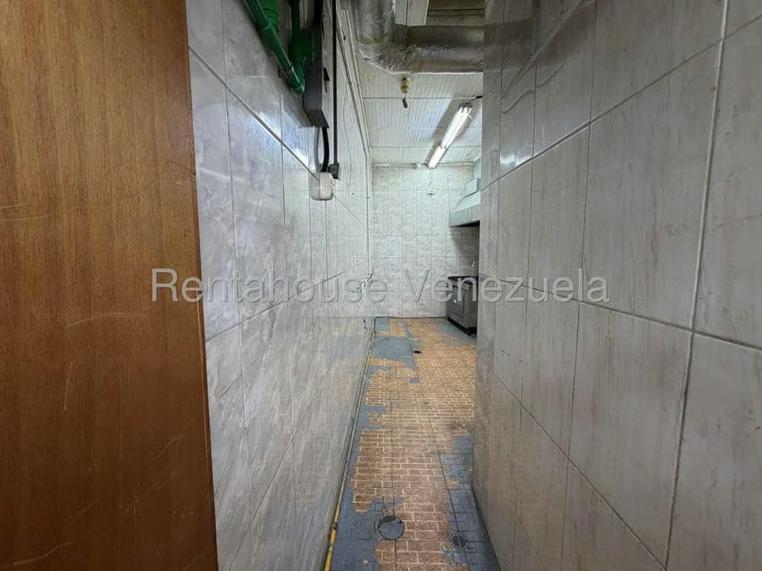 Comercial (Local Comercial) en Alquiler en Chacao, Distrito Metropolitano - 11