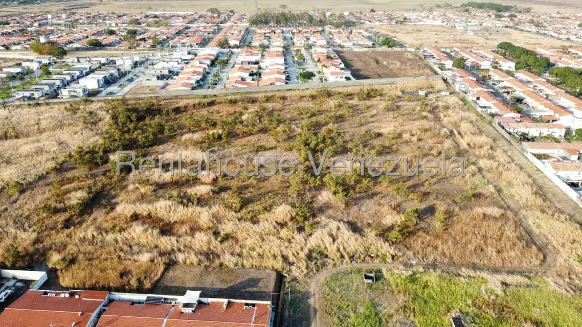 Terreno (Residencial) en Venta en Araure, Portuguesa - 12