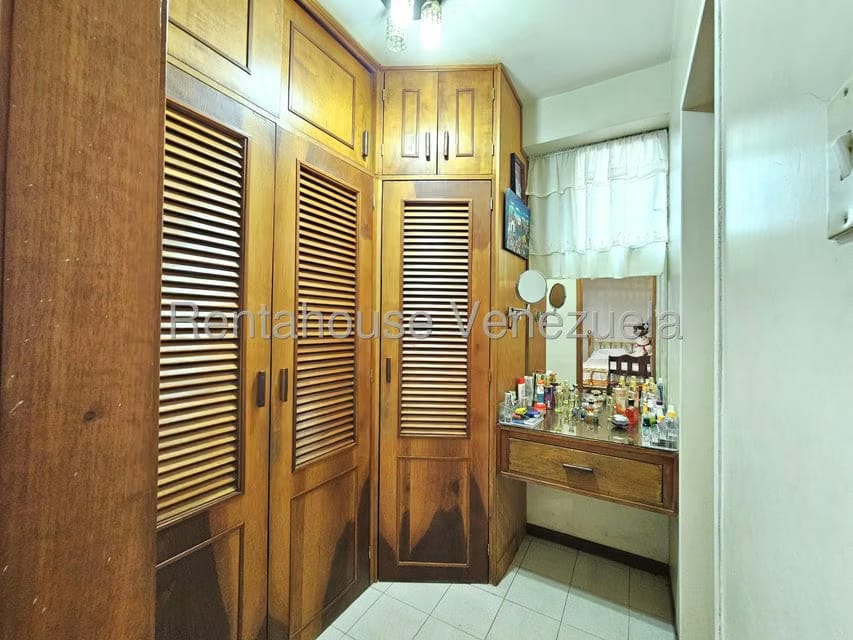 Apartamento (1 Nivel) en Venta en Club Hipico Las Trinitarias, Lara - 19