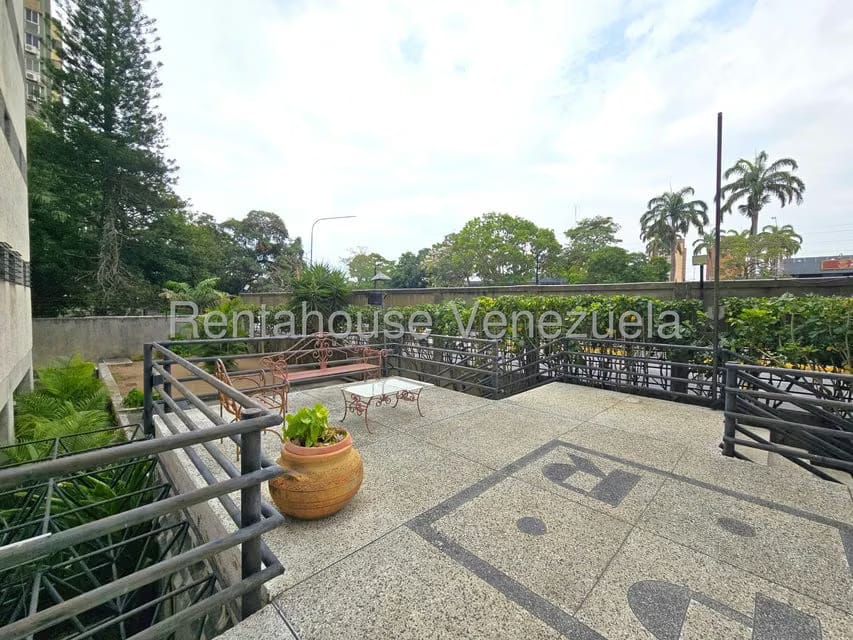 Apartamento (1 Nivel) en Venta en Club Hipico Las Trinitarias, Lara - 36