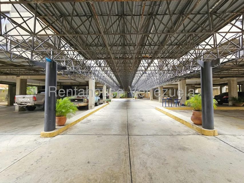 Apartamento (1 Nivel) en Venta en Club Hipico Las Trinitarias, Lara - 39