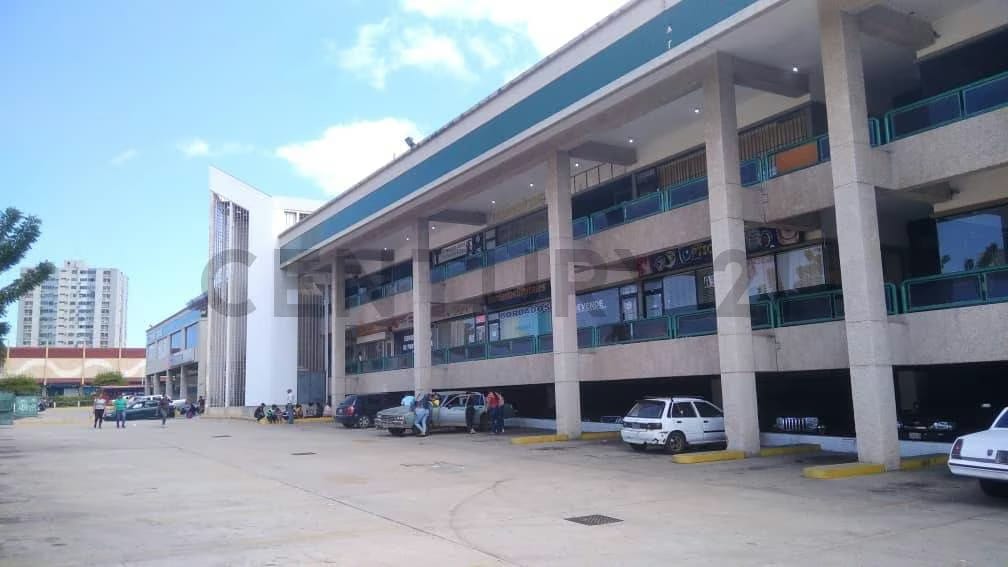 CC Puente Cristal, local blindado ideal para joyería, casa de cambio, loterías. - 11