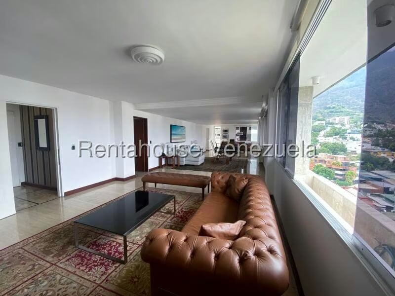 Apartamento (1 Nivel) en Alquiler en Los Palos Grandes, Distrito Metropolitano - 7