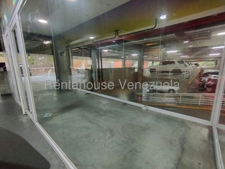 Local Comercial en Alquiler en Colinas de Valle Arriba, Distrito Metropolitano - 5