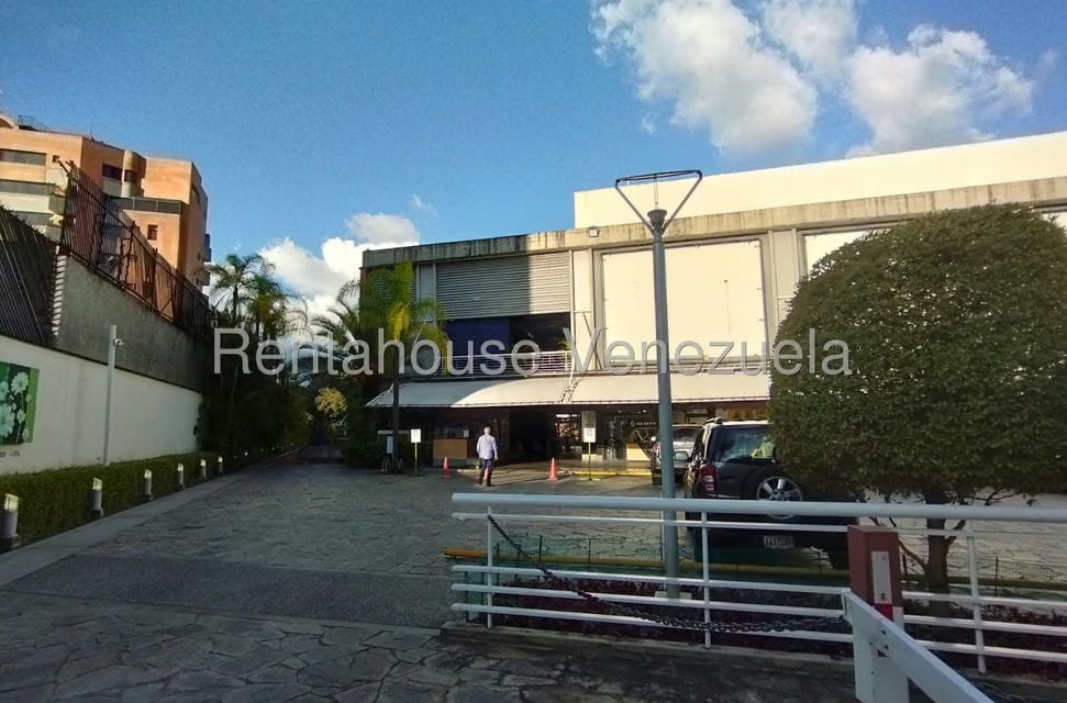 Local Comercial en Alquiler en Colinas de Valle Arriba, Distrito Metropolitano - 8