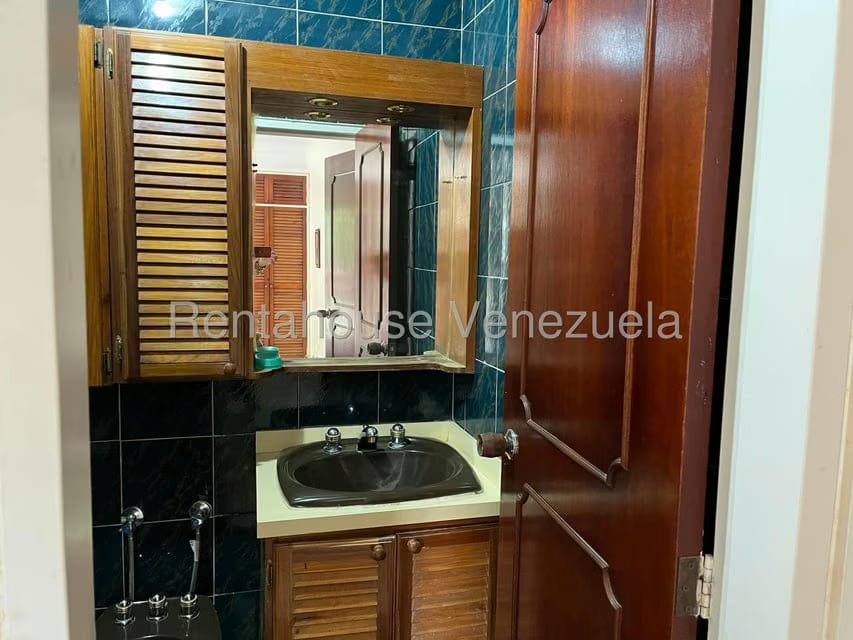 Apartamento (1 Nivel) en Venta en Lomas de Prados del Este, Distrito Metropolitano - 14