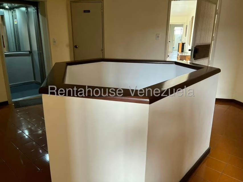 Apartamento (1 Nivel) en Venta en Lomas de Prados del Este, Distrito Metropolitano - 27