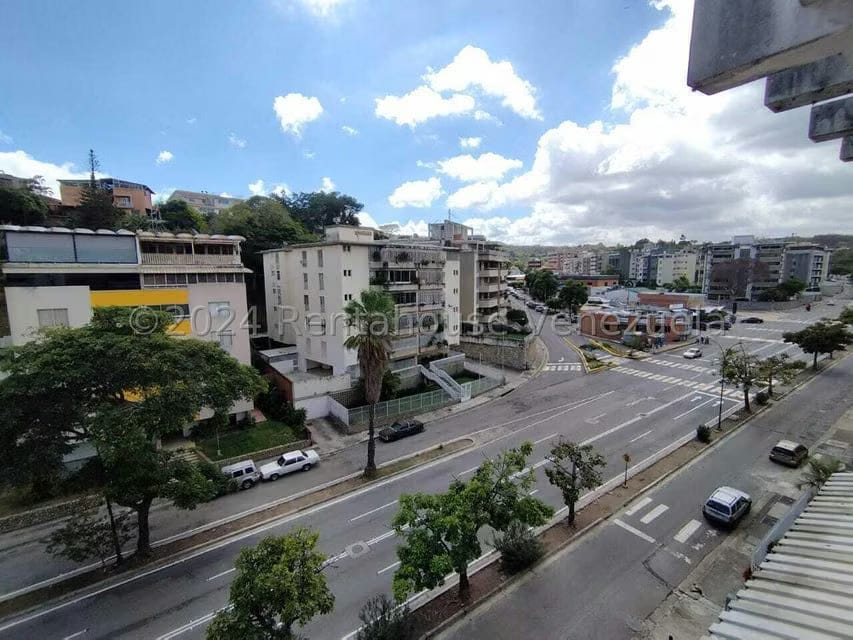 Apartamento (1 Nivel) en Venta en Cumbres de Curumo, Distrito Metropolitano - 11