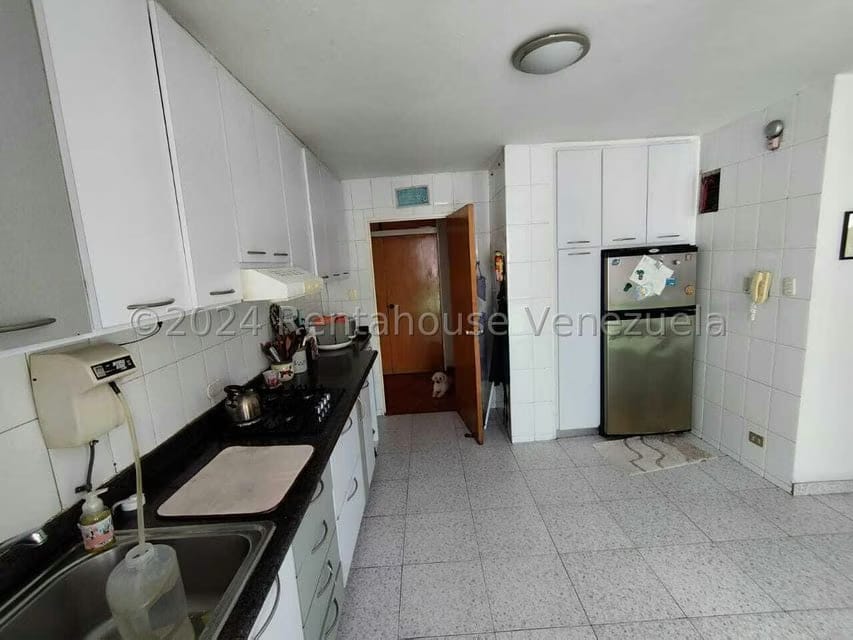 Apartamento (1 Nivel) en Venta en Cumbres de Curumo, Distrito Metropolitano - 14