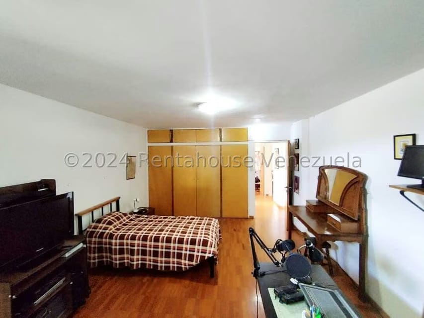 Apartamento (1 Nivel) en Venta en Cumbres de Curumo, Distrito Metropolitano - 20