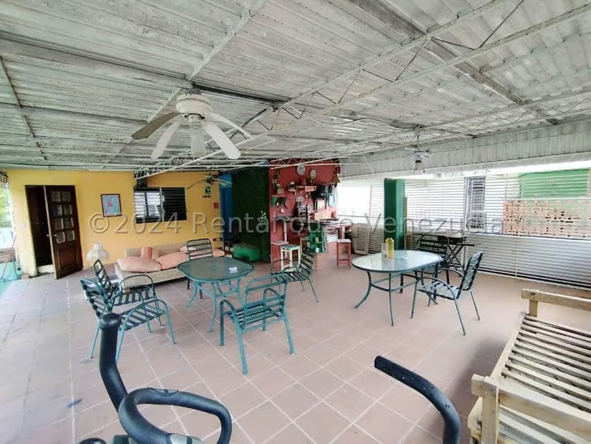 Apartamento (1 Nivel) en Venta en Cumbres de Curumo, Distrito Metropolitano - 27
