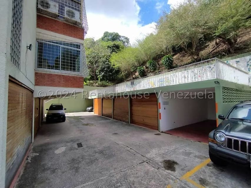 Apartamento (1 Nivel) en Venta en Cumbres de Curumo, Distrito Metropolitano - 32