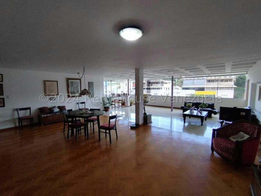 Apartamento (1 Nivel) en Venta en Cumbres de Curumo, Distrito Metropolitano - 7