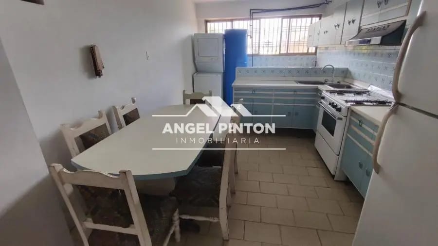 Apartamento en Alquiler en Norte Maracaibo - 4