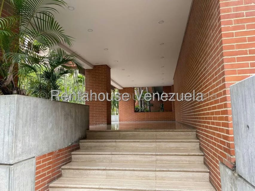 Apartamento (1 Nivel) en Venta en El Rosal, Distrito Metropolitano - 2