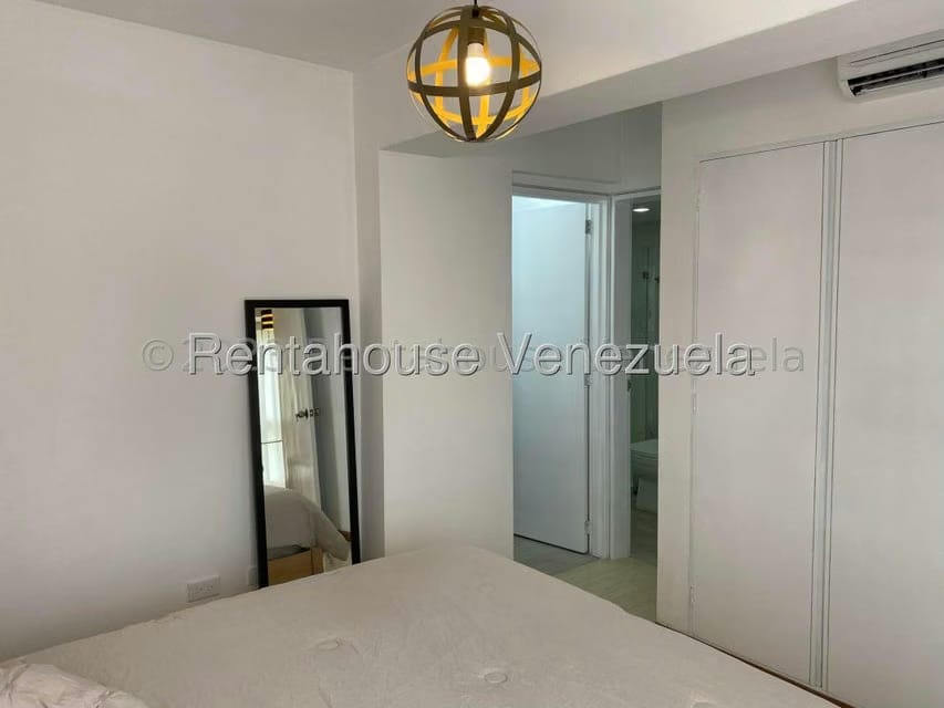 Apartamento (1 Nivel) en Venta en El Rosal, Distrito Metropolitano - 18